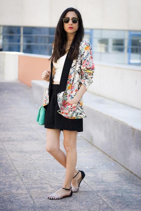 Kimono-Blazer And Crop Top