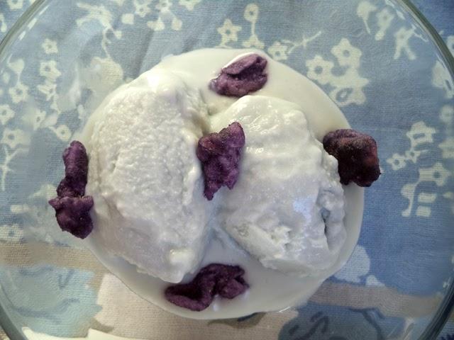 Helado de Caramelos de Violeta