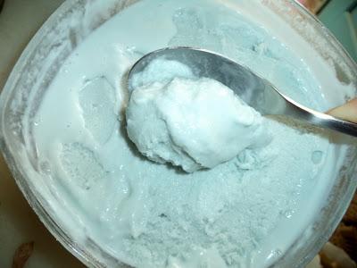 Helado de Caramelos de Violeta