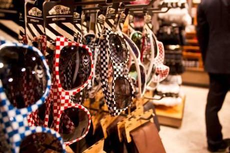 553060_712906588736095_1426992957_n