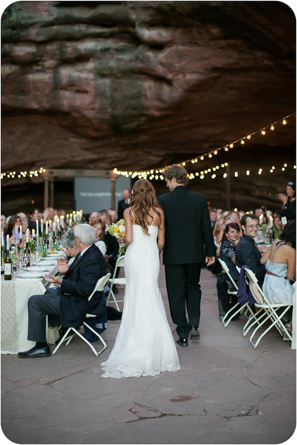 Decorando una cueva para la boda perfecta