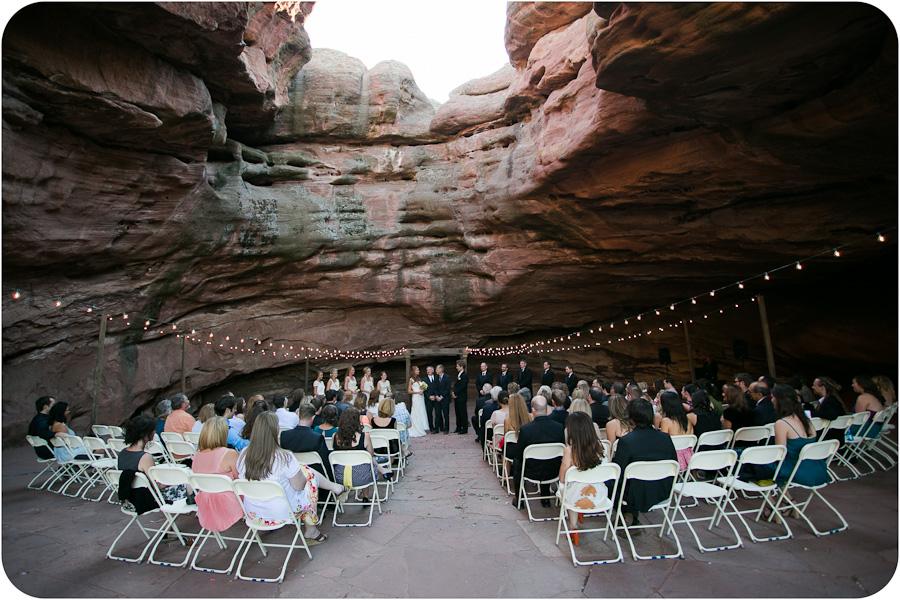 Decorando una cueva para la boda perfecta
