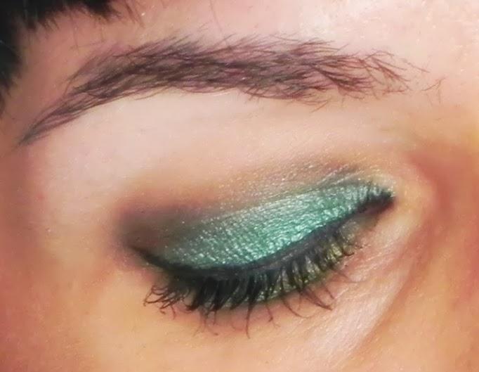 El maquillaje de Yves Rocher: Chuaches, look, consejos. El maquillaje de Yves Rocher: Chuaches, look, consejos.