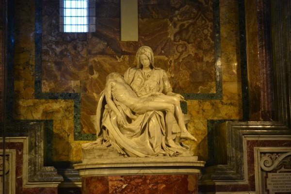 La Piedad, de Miguel Ángel, en la Basílica de San Pedro