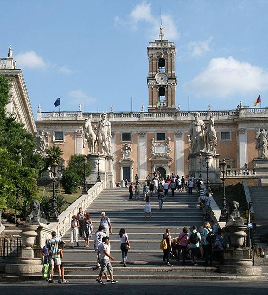 Piazza del Campidoglio. Fuente: Wikipedia