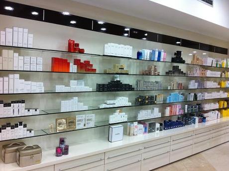 Perfumería de la Uz. Avilés. Punto de venta Eva Rogado