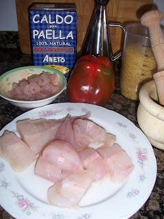 ROSSEJAT o FIDEUA DE FIDEO FINO  CON CALDO ANETO CON SOFRITO