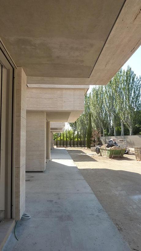 A-cero Projects A-cero presenta imágenes de obra de una vivienda unifamiliar en Pozuelo