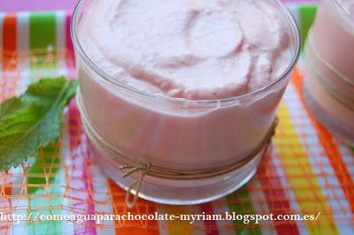 VASITOS DE CREMA FRÍA DE SANDÍA.