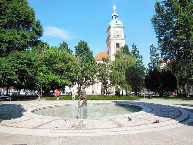 La Catedral de San Juan Bautista en Maribor