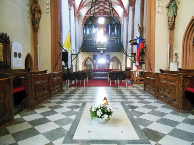 La Catedral de San Juan Bautista en Maribor