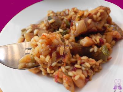 ARROZ CON CONEJO, CALAMARES y ALCACHOFAS