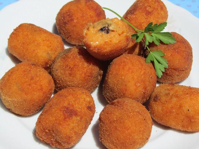 Croquetas de mejillones Ana Sevilla