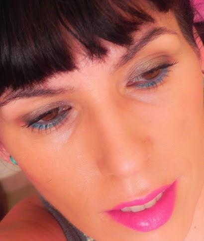 Inspirado en un collar: turquesa, fucsia y topo