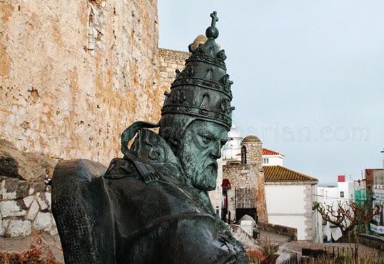 Peñíscola, la isla del mar Mediterráneo que soñó con seguir siéndolo