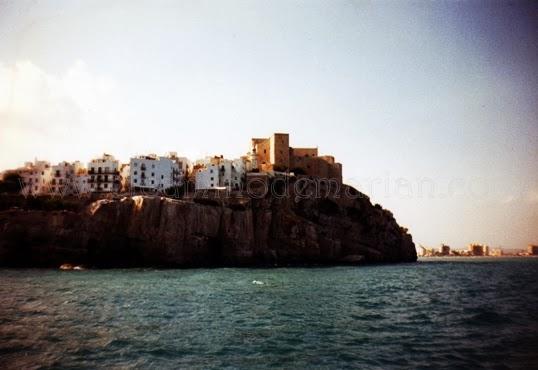 Peñíscola, la isla del mar Mediterráneo que soñó con seguir siéndolo