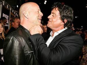 stallone-and-willis-arm-wrestle-1330205825-7467