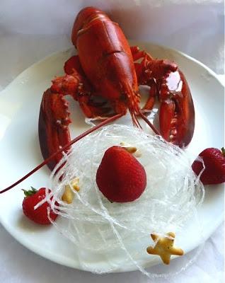 Agar- Agar, Bogavante y Fresas con su Alioli