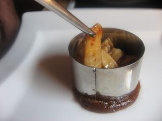 POLLO CONFITADO EN LECHO DE PERAS