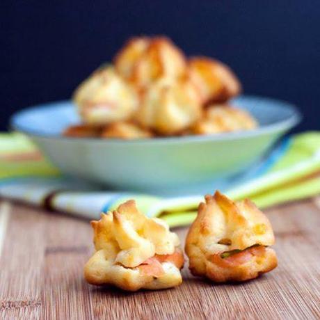 Gougères rellenas de queso de cabra y salmón ahumado-Isabel