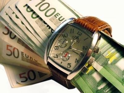 dinero reloj