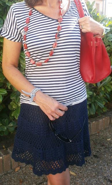 MIS LOOKS -  FALDA VINTAGE Y NAVY