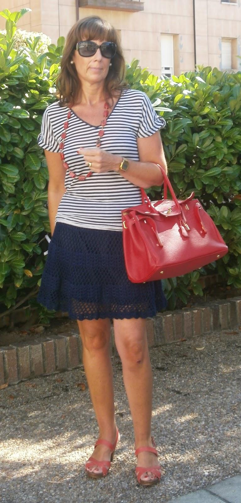 MIS LOOKS -  FALDA VINTAGE Y NAVY