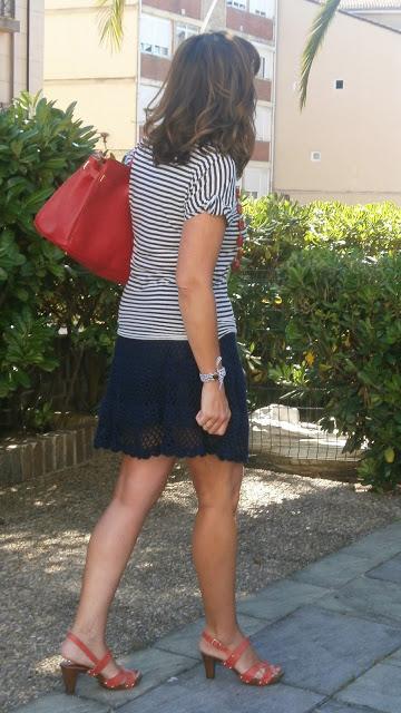MIS LOOKS -  FALDA VINTAGE Y NAVY
