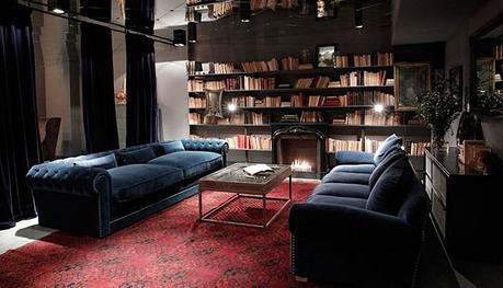 cenando a la luz de las velas en... Barcelona