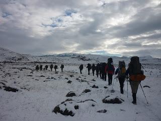 23 HOMBRES DESAFÍAN LA CORDILLERA PAINE