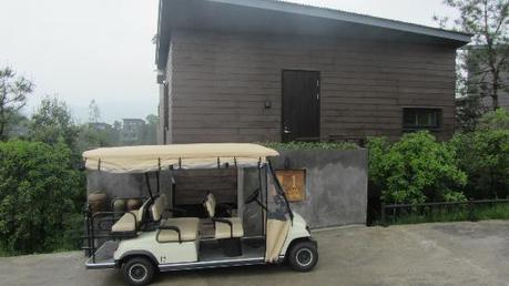 Coche eléctrico en el Naked Stables Private Reserve en China