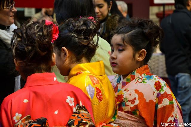 La Comunidad Japonesa  /  The Japanese Community