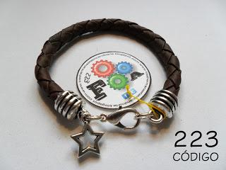 Muuchas pulseras!