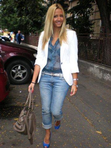 Moda tendencia: Como combinar la blazer o americana blanca Moda. Inspiración. Como combinar blazer o americana blanca