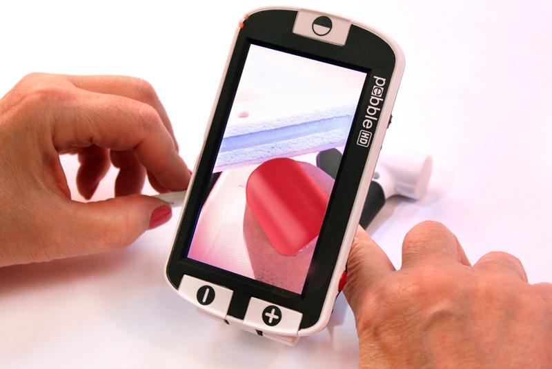 Muy pronto la Nueva Lupa PEBBLE 4.3 HD Portátil – Enhanced Vision
