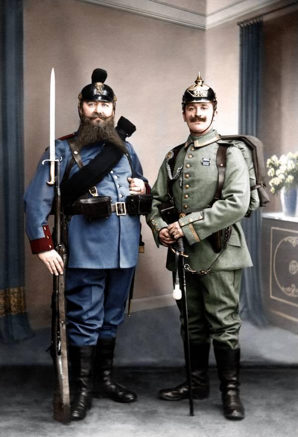 Abuelo nieto uniformes alemanes 1913 Fotos históricas a color (coloreadas con photoshop)
