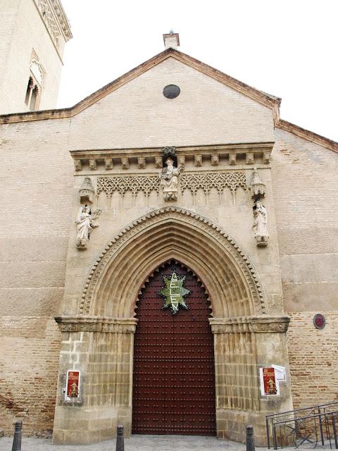 La Iglesia de San Marcos (2): la portada.