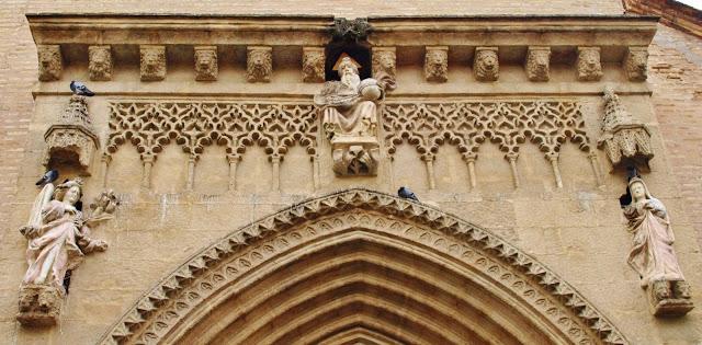 La Iglesia de San Marcos (2): la portada.