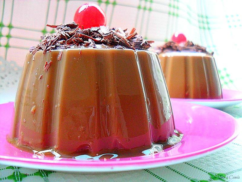 Postre de café y chocolate con agar-agar