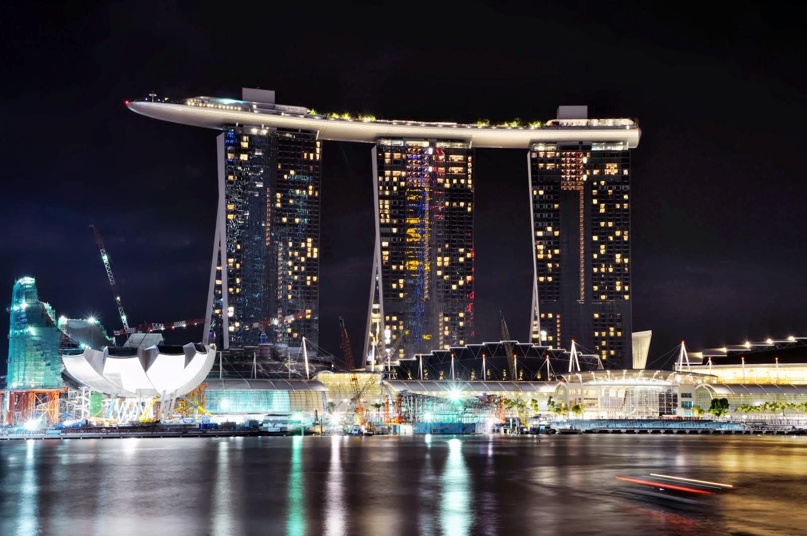 The Marina Bay Sands Experience