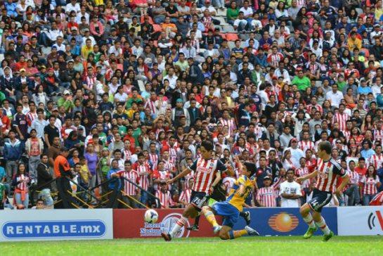 phoca_thumb_l_CopaSub17-ChivasvsTigres07