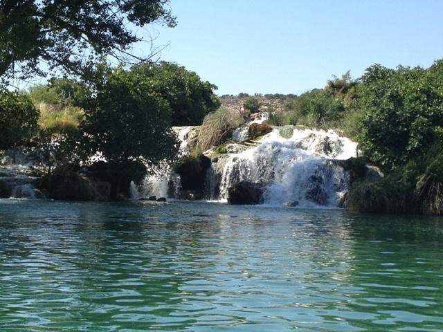 Salto entre la laguna Lengua y la laguna Salvadora 2013