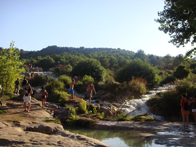 Salto entre la laguna Lengua y la laguna Salvadora 2010