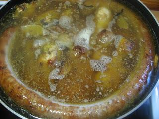 RUSTIDO DE POLLO Y BUTIFARRA