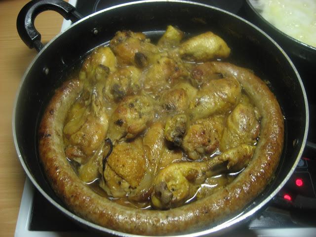 RUSTIDO DE POLLO Y BUTIFARRA