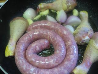 RUSTIDO DE POLLO Y BUTIFARRA