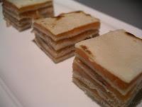 MILHOJAS DE SALMON Y QUESO