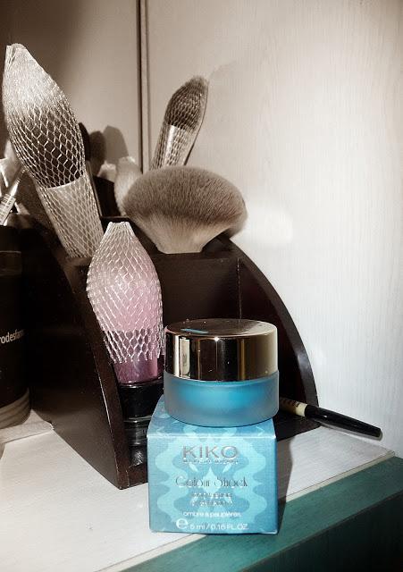 KIKO: Sombra en crema turquesa, mascarilla facial 3D lifting y exfoliante corporal desintoxicante