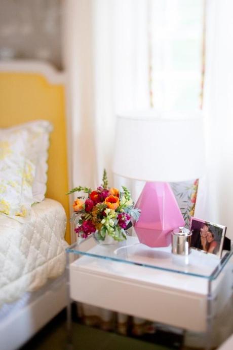 ¿ Qué Ponemos en la Mesita de noche ?