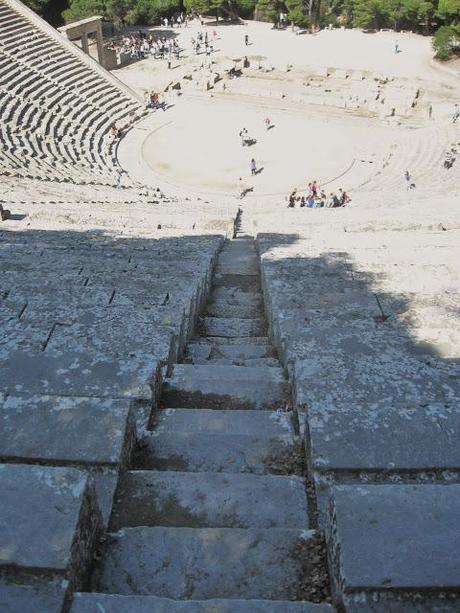 El teatro de Epidauro : el sonido del tiempo